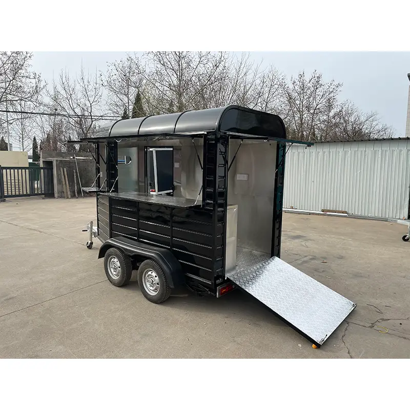 Horse Box コーヒーと飲料のトレーラー